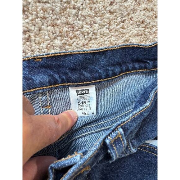 Vintage 2001 LEVIS 515 Boot Cut, Low Rise; Woman's Jeans/Pants, size 4 - Picture 8 of 12